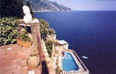 Click for more pictures of Appartamento Emanuele