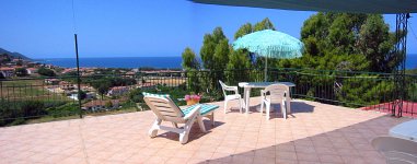 Click for more pictures of Villa Renata