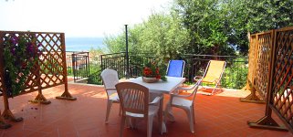 Click for more pictures of Villa degli Ulivi C