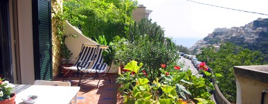 Click for more pictures of Casa Corinna A