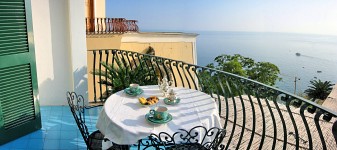 Click for more pictures of Villa Faustina B