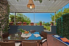 Click for more pictures of Villa Pamela B