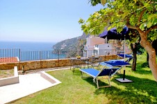 Click for more pictures of Villa Brenda