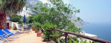 Click for more pictures of Villa Astra