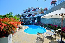 Click for more pictures of Villa Gioiosa