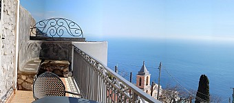 Click for more pictures of Villa Mirabella D