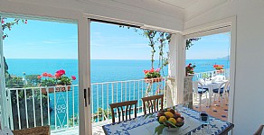 Click for more pictures of Villa Debra B