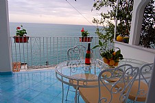 Click for more pictures of Villa Debra A