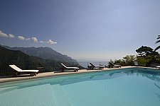 Click for more pictures of Villa Dante
