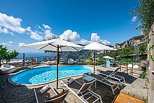 Click for more pictures of Villa Tecla A