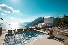 Click for more pictures of Villa Tecla B
