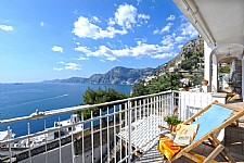 Click for more pictures of Villino Fortunato