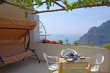 Click for more pictures of Casa Rica B