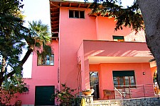 Click for more pictures of Appartamento Rosabella F