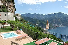 Click for more pictures of Villa Bernardetta B