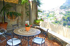 Click for more pictures of Appartamento Rococo B