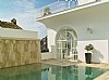Click for details on Villa Favorita
