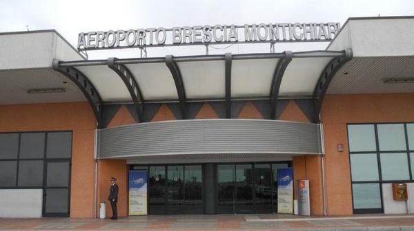 brescia airport strike