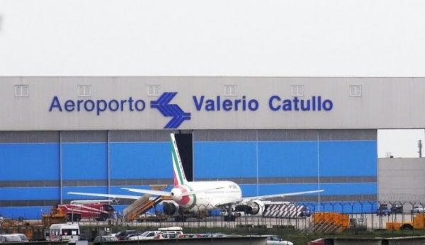 verona airport strike