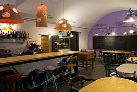 Squisitezze Wine Bar