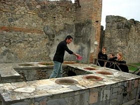 Gaetano Pompeii Guide