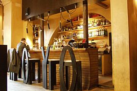 Bar Moyo