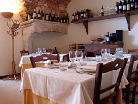 Trattoria La Tana