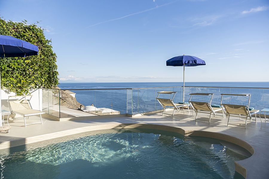 Swimming Pool at Hotel Eden Roc in Positano