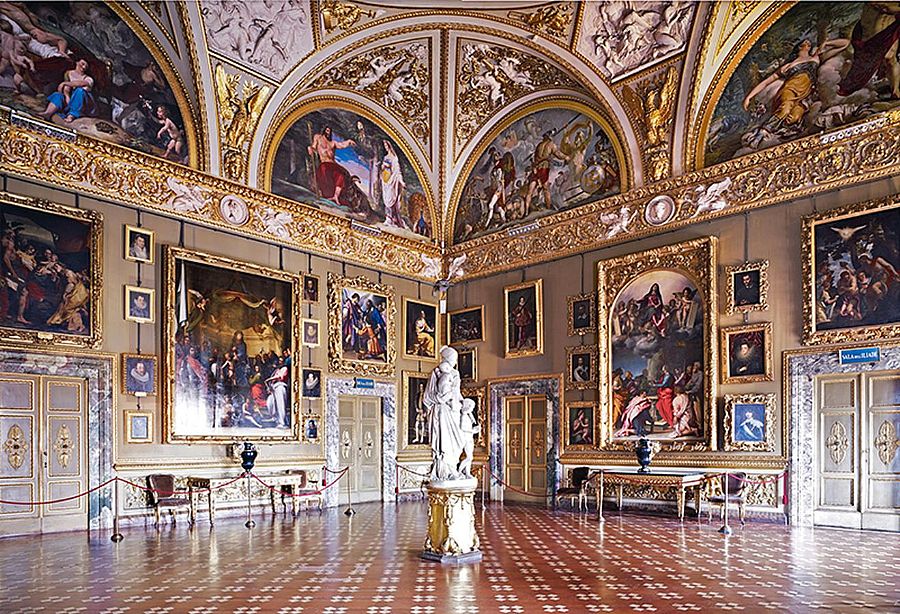 Walks Inside Italy