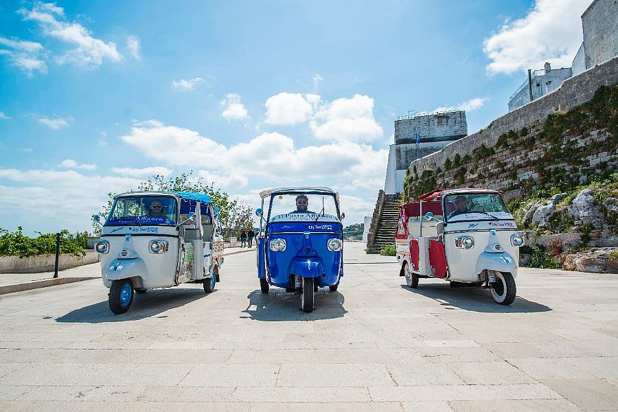 Ostuni Touring in an Ape