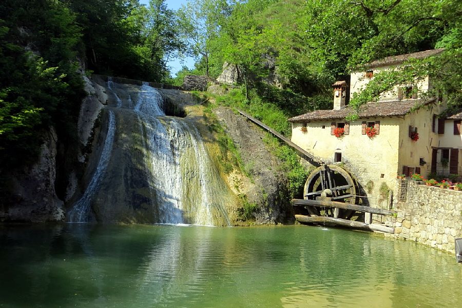 Water Mill and Art -Molinetto della Croda