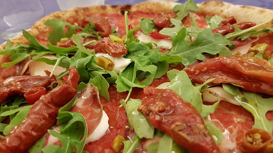 Pizzeria Lievito Madre, Restaurant in Puglia, Italy