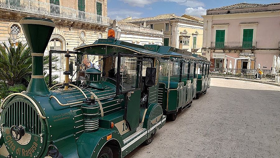 Modica Baroque Trolley Tour