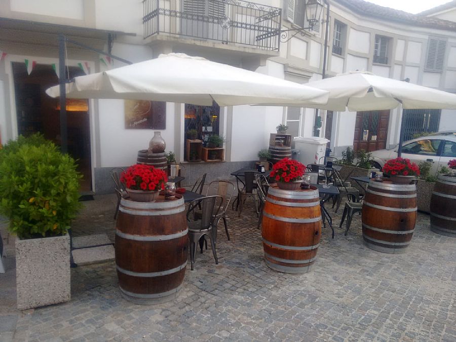 Il Menestrello Wine Bar