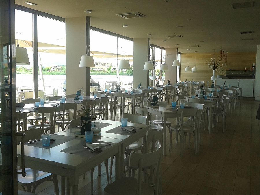 Amalia Laghi Restaurant and Beach