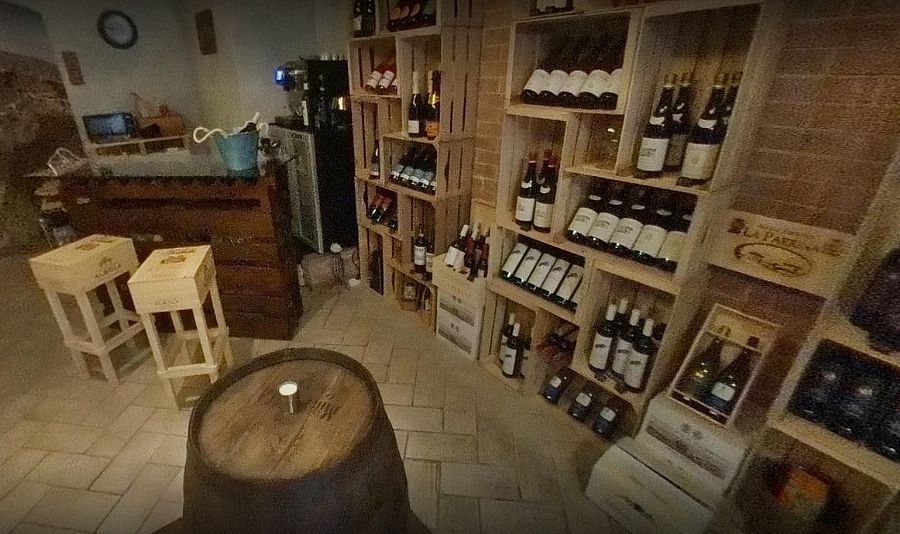 Tra Cielo e Terra Wine Bar