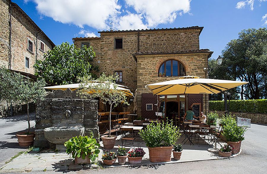 Bar-Ucci Volpaia Wine & Food