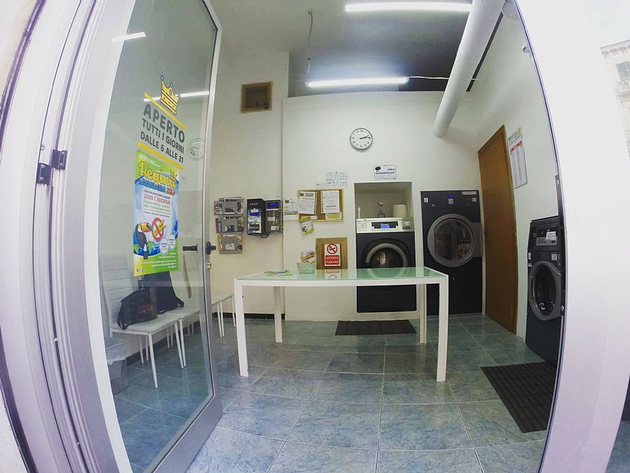 Self Service Laundry Salerno