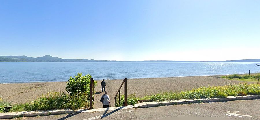 Bracciano Beaches